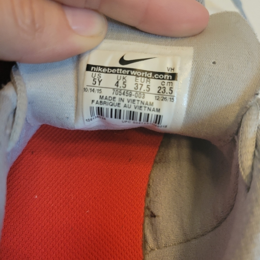 Nike Boys Flex Fury Running Shoes Gray Lace Up Mesh Sneakers Size 5Y - Picture 4 of 8